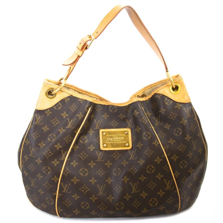 Louis Vuitton - Monogram Canvas Favorite GM Bag