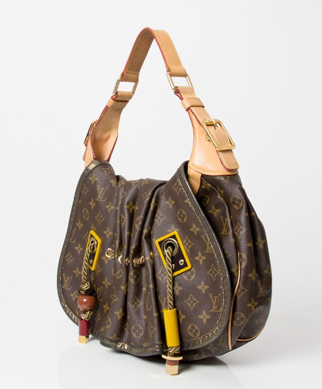 The Louis Vuitton Kalahari bag. Just gorgeous.