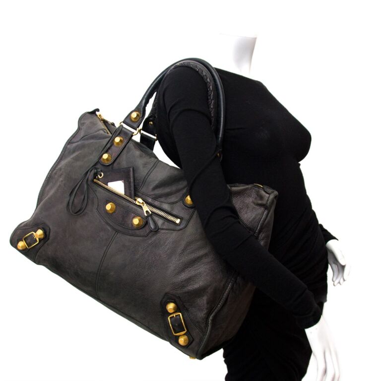 BALENCIAGA Weekender Bag in Green Aged Leather at 1stDibs #22 BALENCIAGA Weekender Bag in Green Aged Leather at 1stDibs
