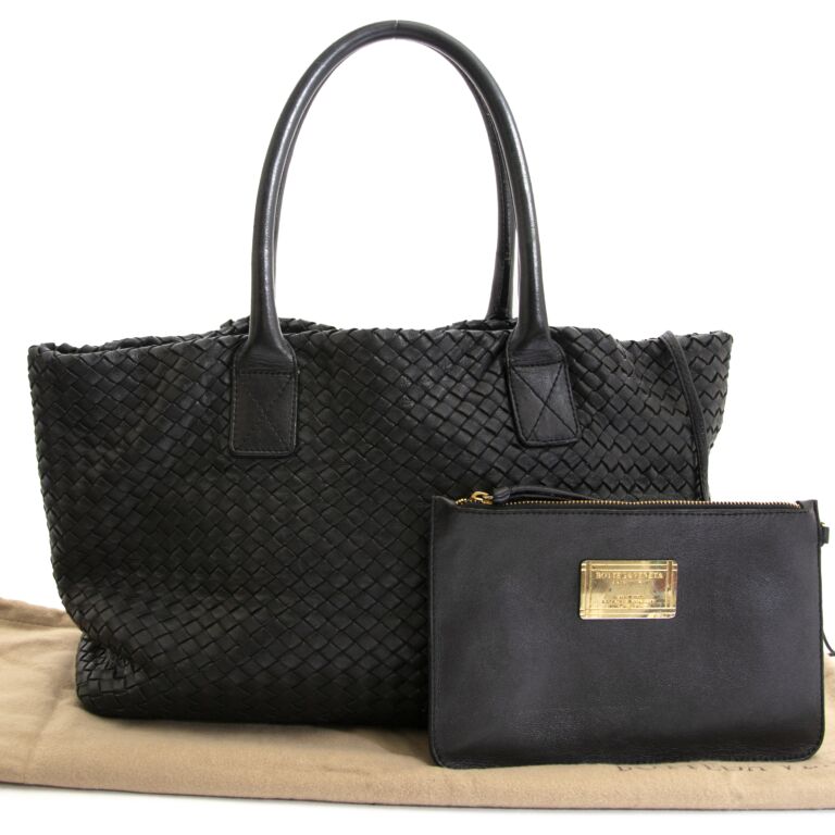 Bottega Veneta Black The Cabat Bag ○ Labellov ○ Buy and Sell