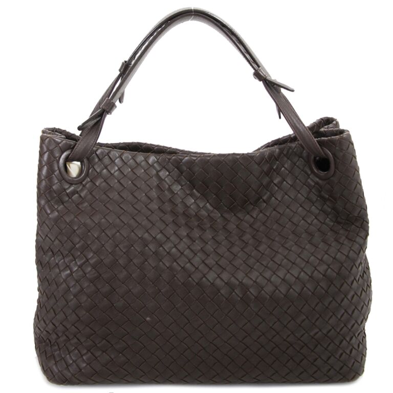 Bottega veneta garda large shoulder bag top