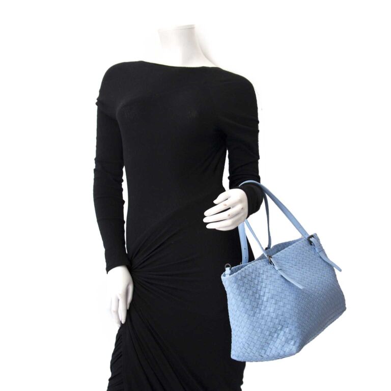 Bottega Veneta Light Blue Shopper ○ Labellov ○ Buy and