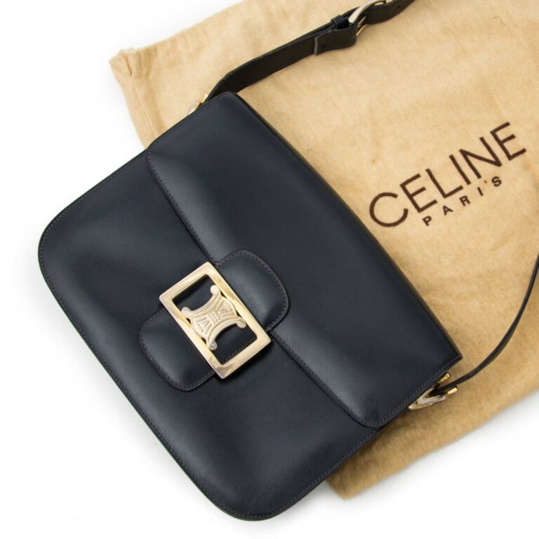 Celine Vintage Medium Triomphe Box Bag ○ Labellov ○ Buy and Sell