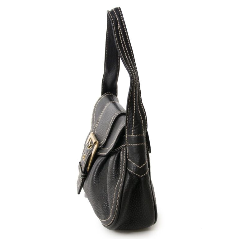 バッグ CELINE Leather Buckle Shoulder Bag Black Céline Black Stiched Leather Buckle Shoulder Bag ○ Labellov