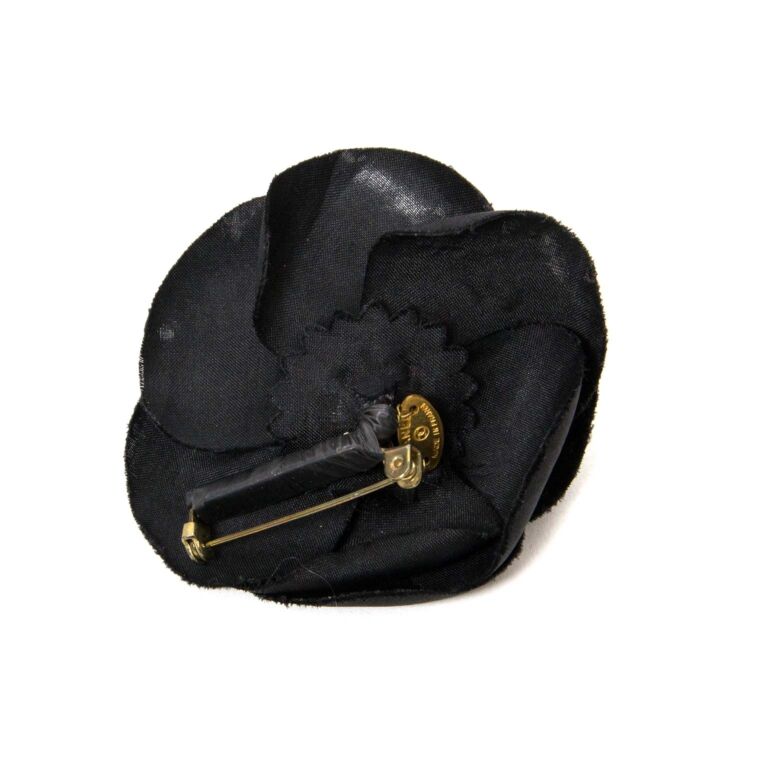 Chanel Black Satin Camelia Brooch ○ Labellov ○ Buy and Sell Authentic Luxury