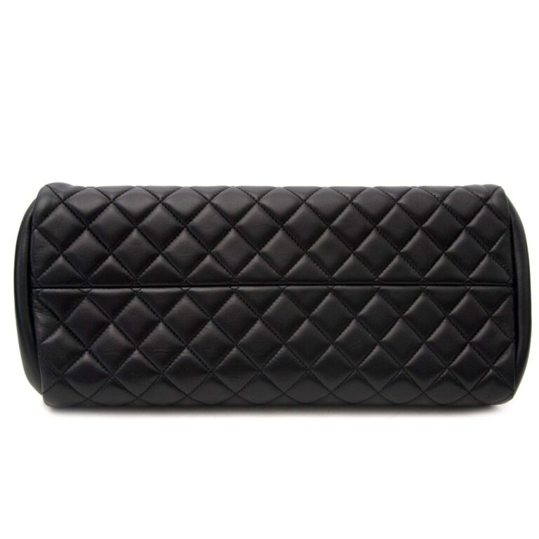 Chanel Black Just Mademoiselle Bag ○ Labellov ○ Buy and Sell