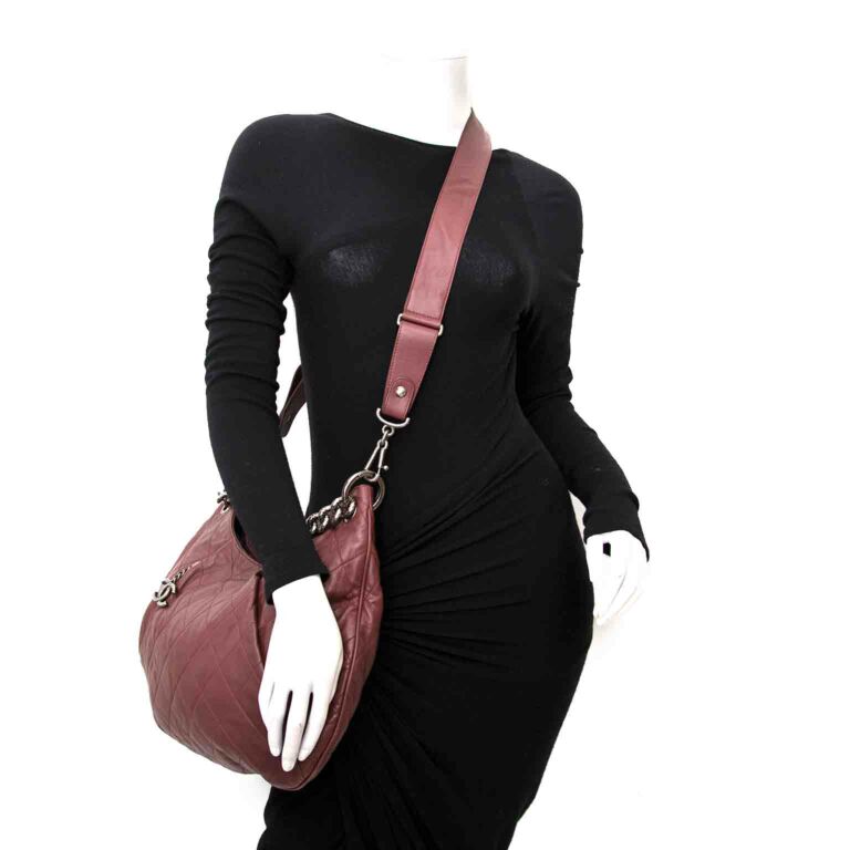 Vintage CHANEL wine red suede leather classic hobo bucket shoulder