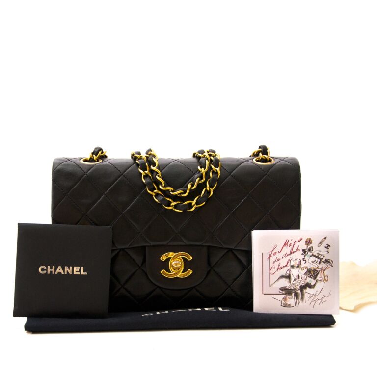 Chanel Black Quilted Velvet Mini Purse Clutch / wallet ○ Labellov