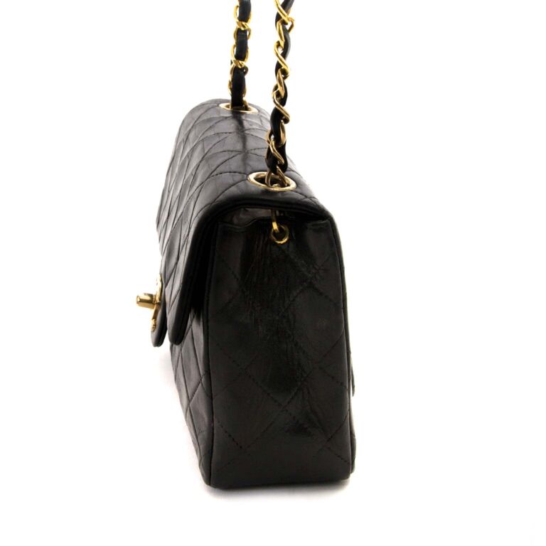 Chanel Black Mini Square Classic Flap Bag GHW ○ Labellov ○ Buy