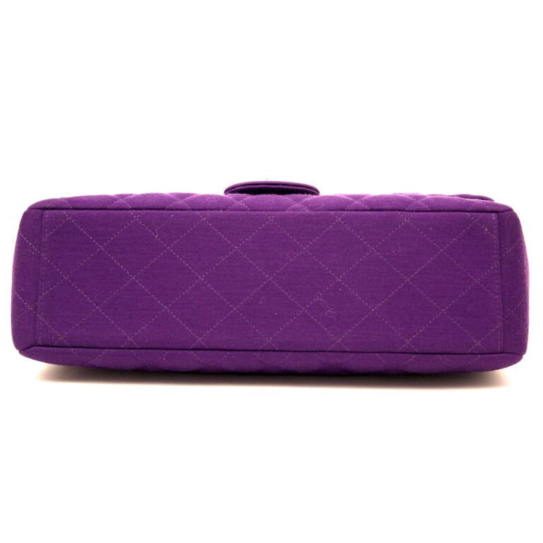 【ヴィンテージ】RankS☆Chanel Purple Classic Flap Jumbo Bag Buy Authentic Pre-Owned Designer Bags at Bolsa Boutique