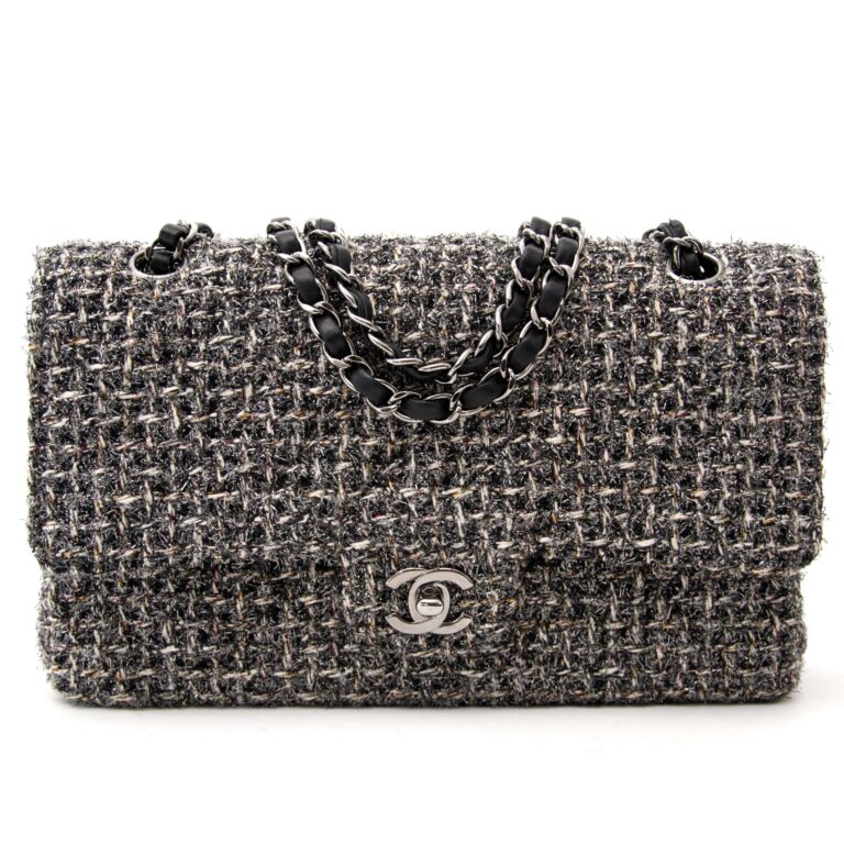 Chanel Tinsel Tweed Classic Flap Bag ○ Labellov ○ Buy and Sell Authentic  Luxury