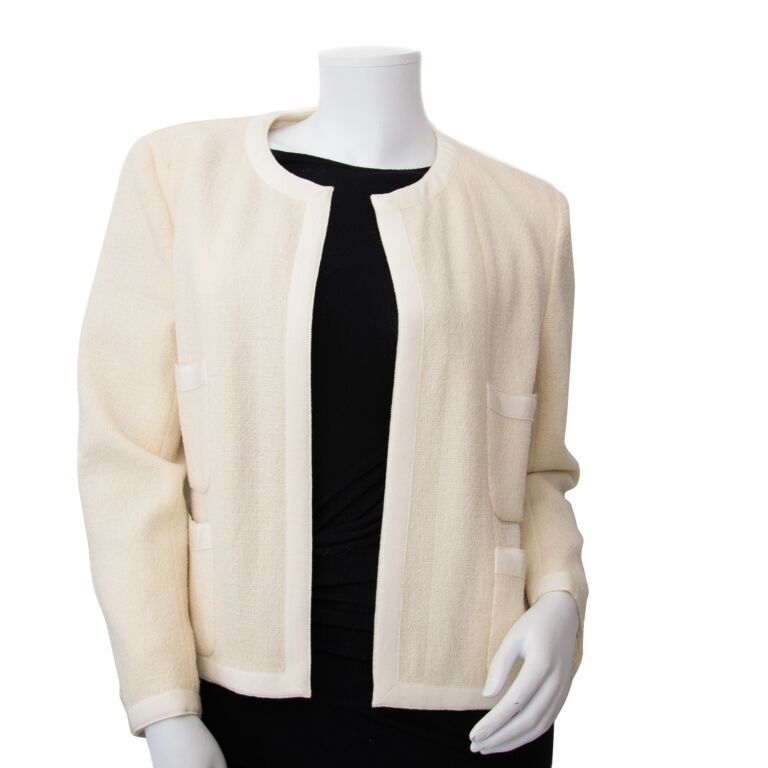 Chanel Beige Jacket ○ Labellov ○ Buy and Sell Authentic Luxury