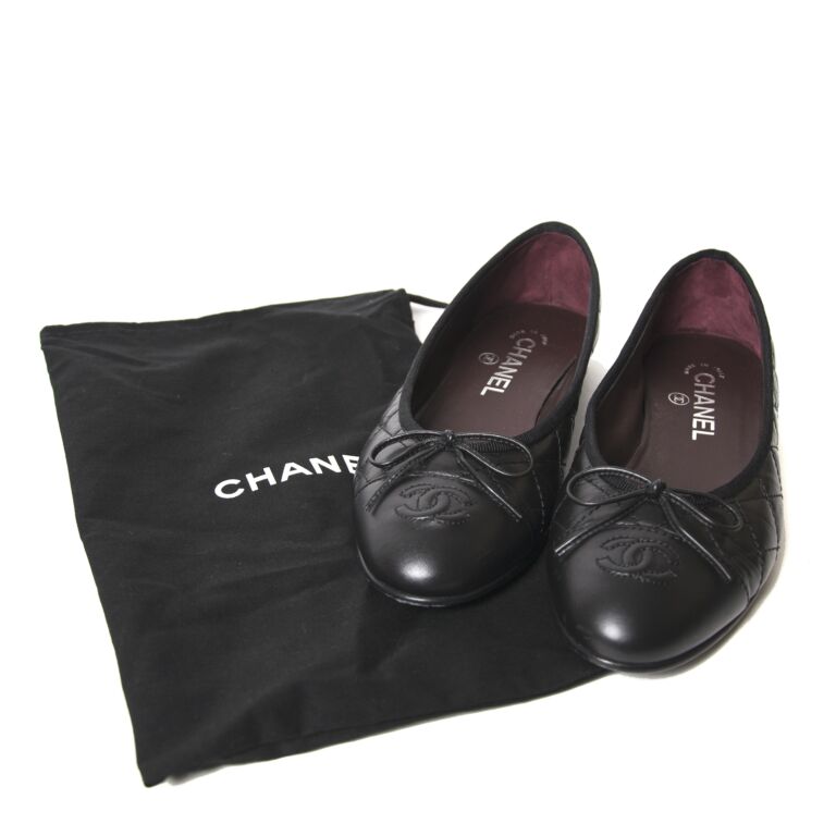 Cambon leather ballet flats Chanel Black size 36 IT in Leather