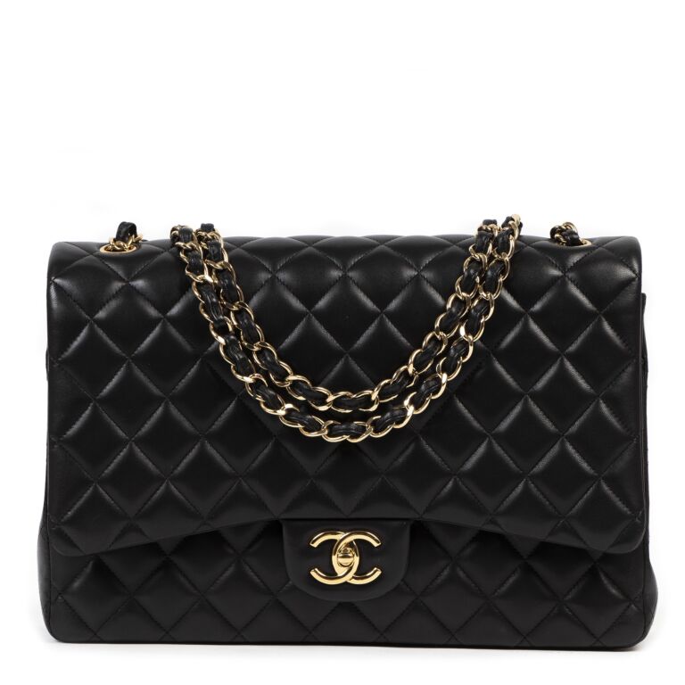 Chanel best sale lambskin purse