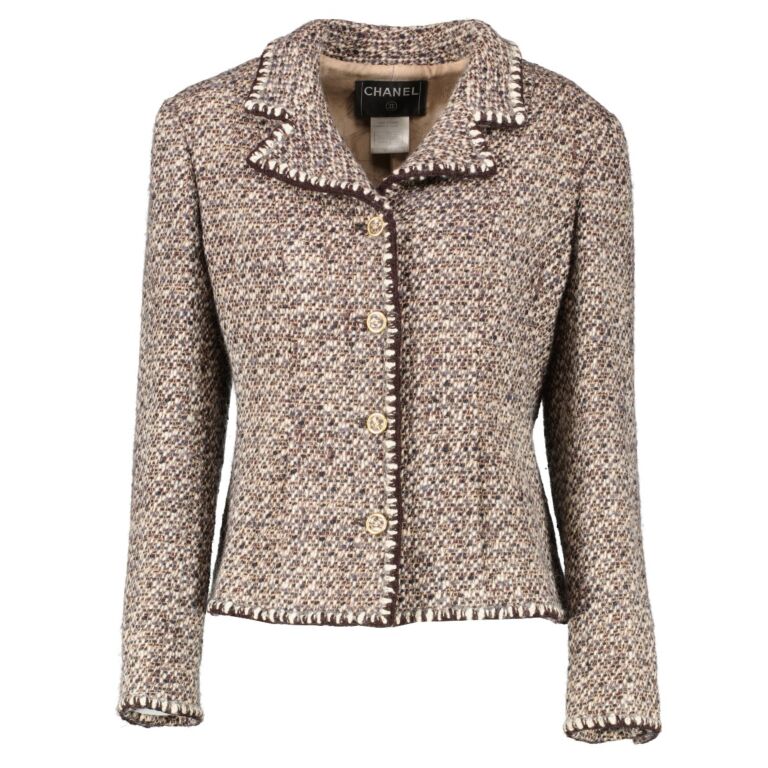 Classic chanel discount tweed jacket