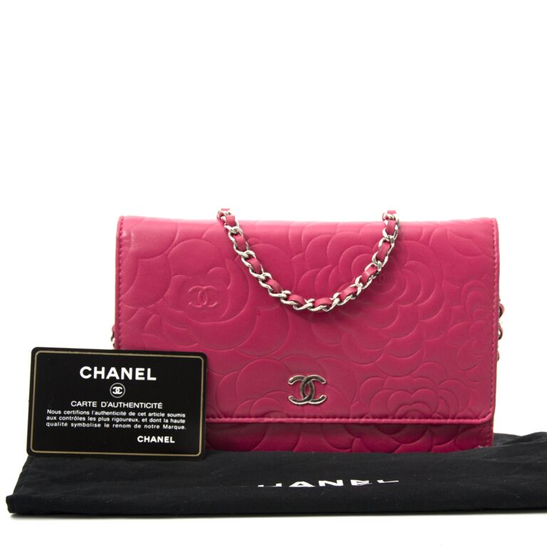 Chanel Fuchsia Camellia Wallet On A Chain ○ Labellov ○ Buy and Sell  Authentic Luxury