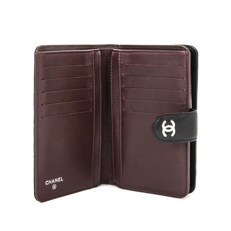 Chanel Black Leather Quilted Wallet Labellov Buy and Sell