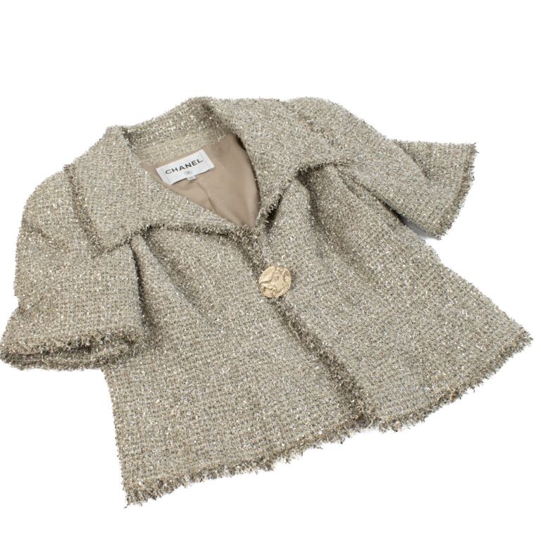 Chanel 18C Silver Jacket/Skirt Set - size 40 ○ Labellov ○ Buy