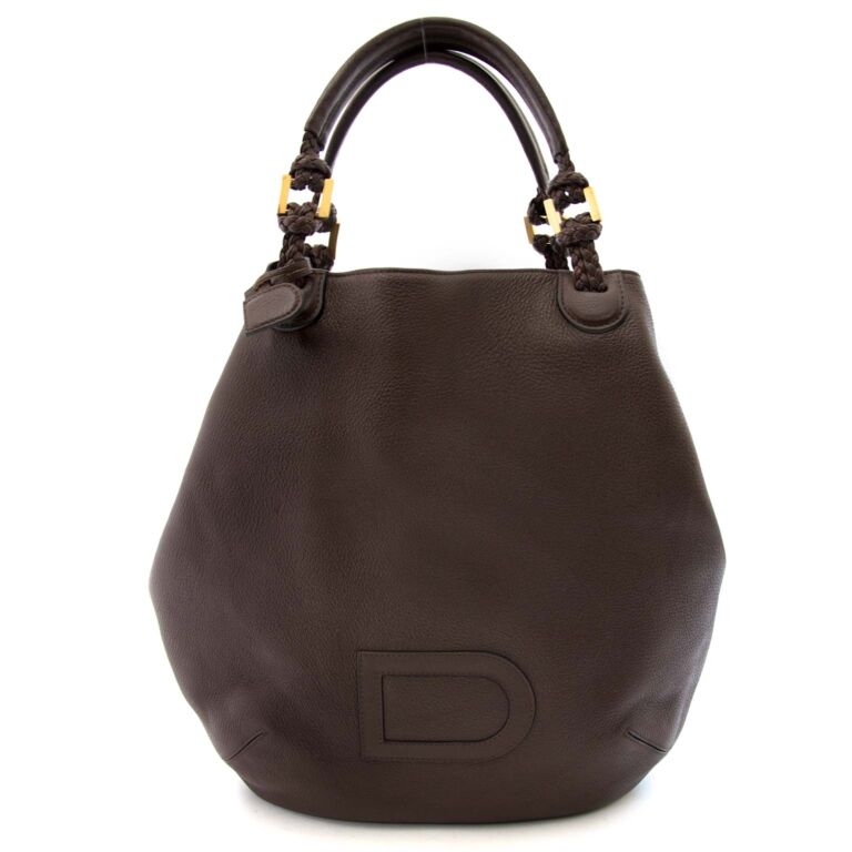 Delvaux Chocolat Louise Cabas GM ○ Labellov ○ Buy and Sell