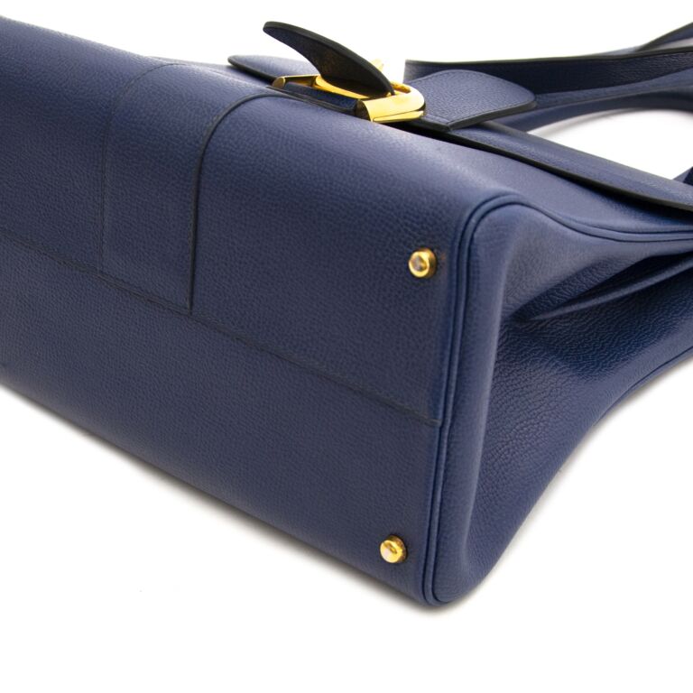 Delvaux replica 2025