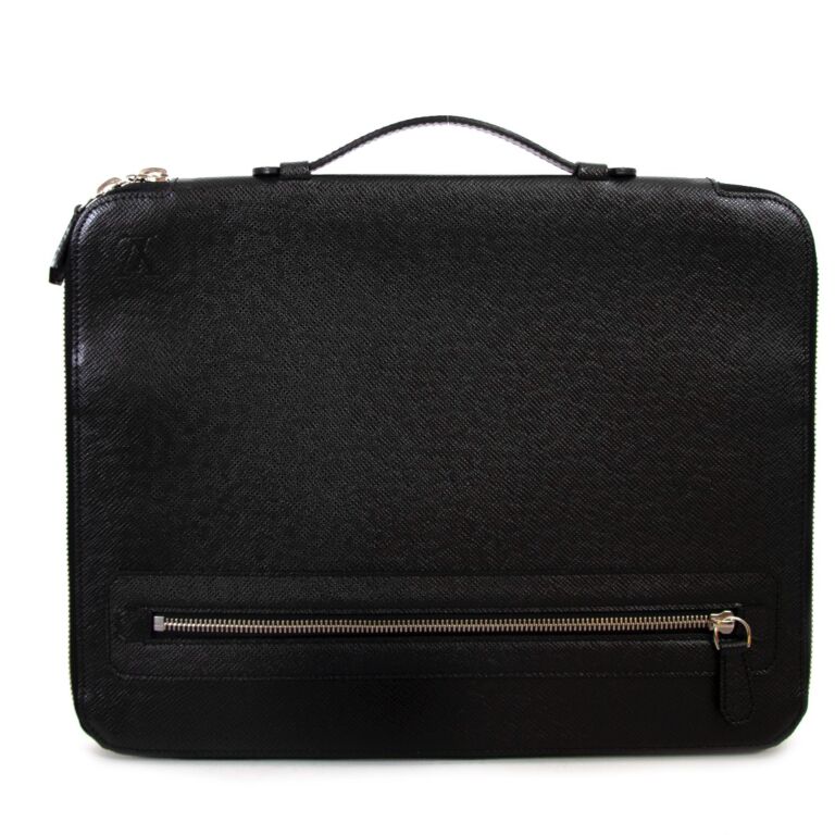 AUTHENTIC LOUIS VUITTON BUSINESS BRIEFCASE BAG NEVSKY TAIGA BLACK