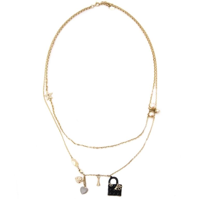 Christian dior charm hot sale necklace