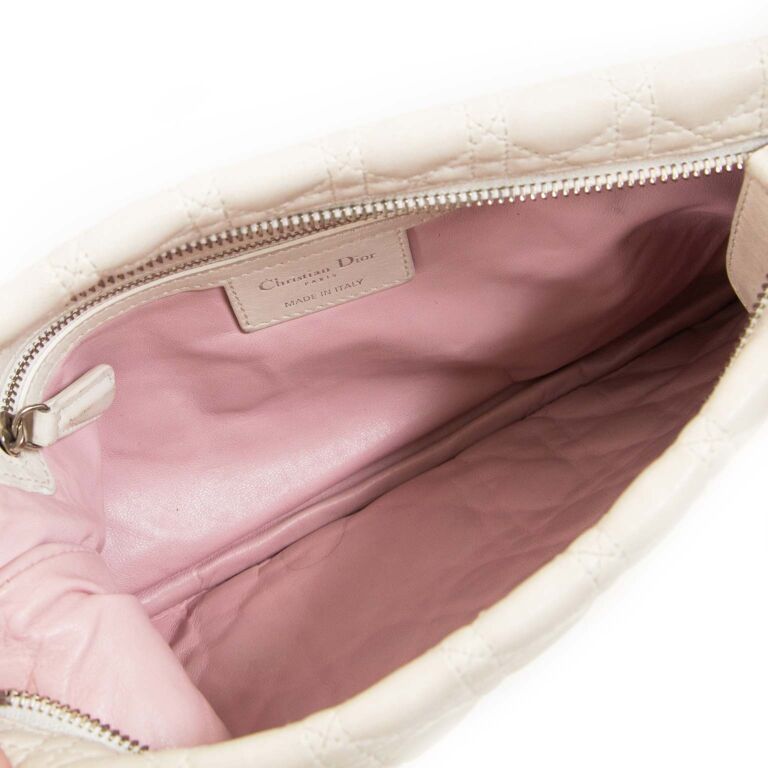 Chia sẻ 70 về vintage dior bag white  cdgdbentreeduvn