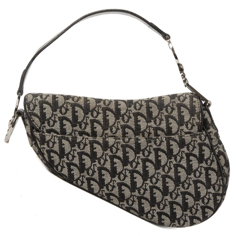 logo saddle bag, Chanel Timeless Handbag 390462