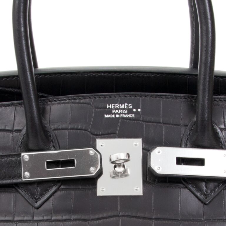 Hermès Birkin 30 Black Shiny Crocodile Porosus PHW ○ Labellov ○ Buy and  Sell Authentic Luxury