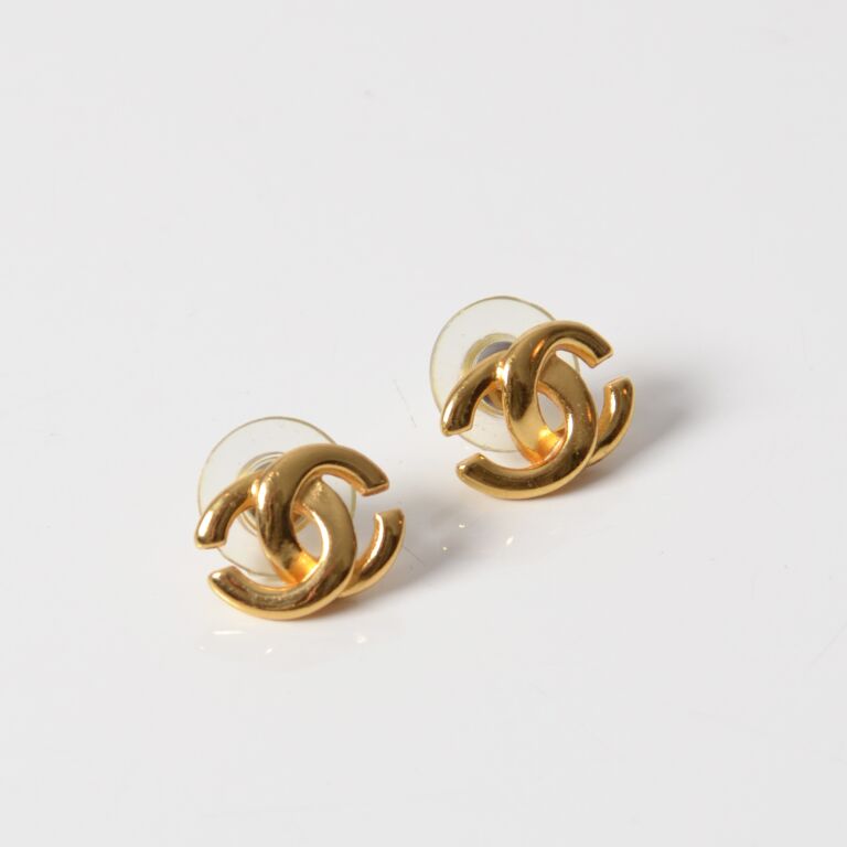 Chanel Gold Logo Earrings ○ Labellov ○ Buy and Sell Authentic Luxury