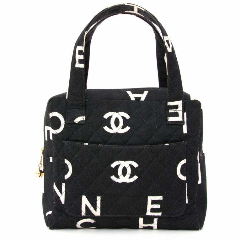 Chanel Vintage Chanel Black & White Logo Print Quilted Canvas Chain