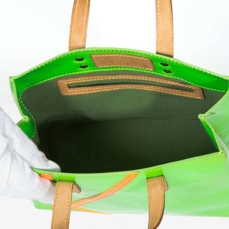 Green Louis Vuitton Monogram Vernis Wilshire PM Handbag – Designer