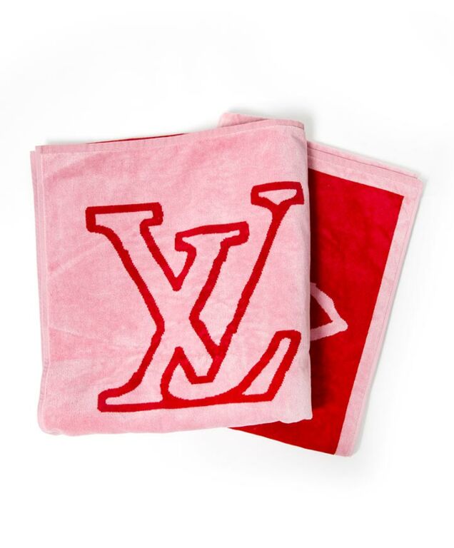 red louis vuitton towel