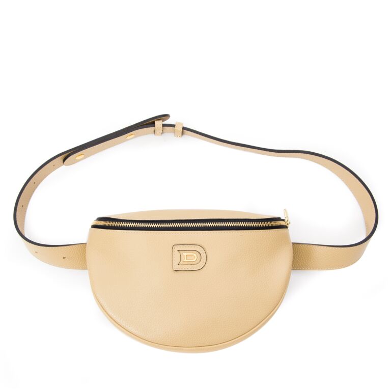 Delvaux seconde main store