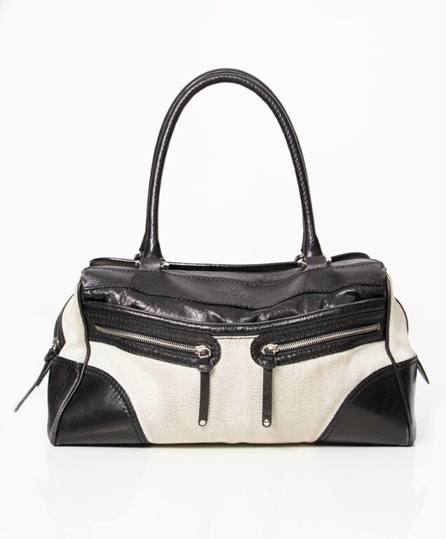 Hogan Canvas Shoulder bag Labellov Buy and Sell Authentic Luxury