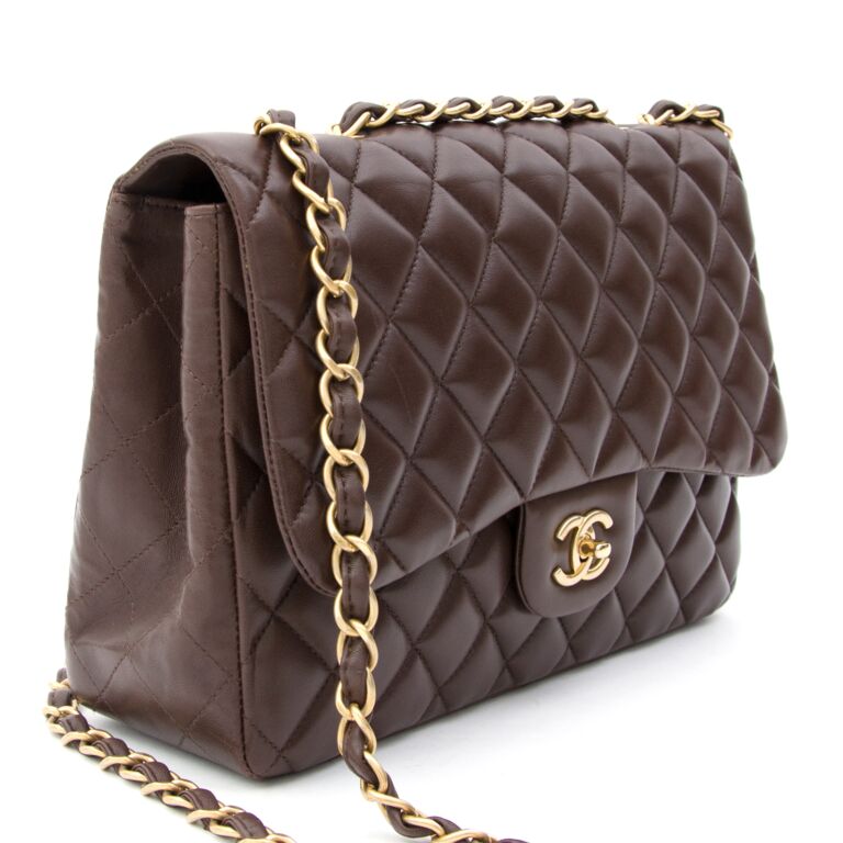 Chanel Chocolate Brown Jumbo Classic Flap Lambskin ○ Labellov ○ Buy and  Sell Authentic Luxury