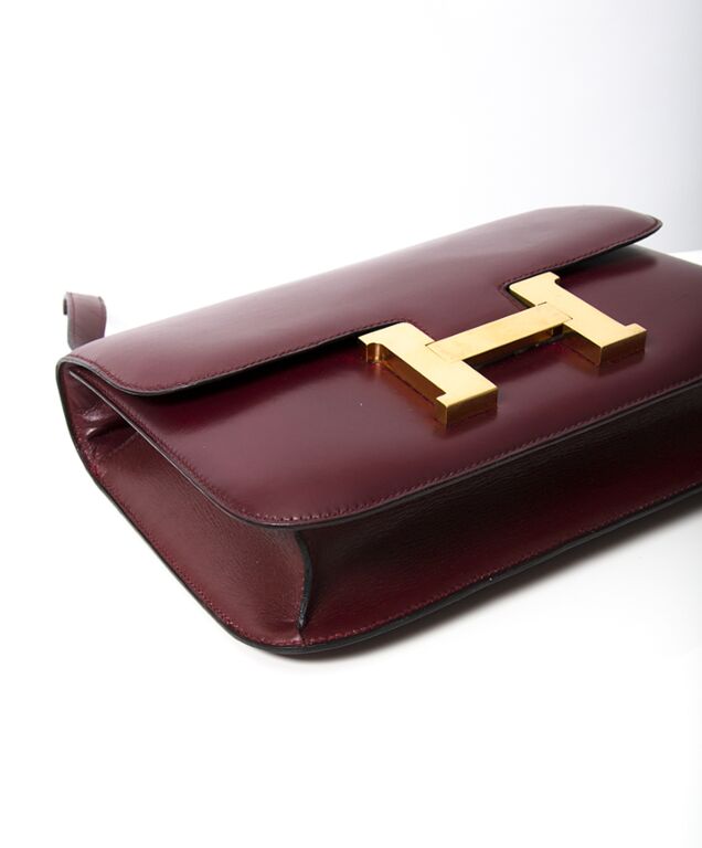 Constance leather handbag Hermès Burgundy in Leather - 29756245