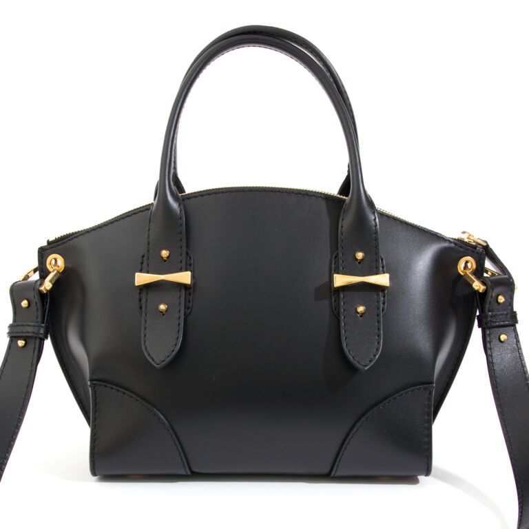 Alexander McQueen Black Small Legend Tote ○ Labellov ○ Buy