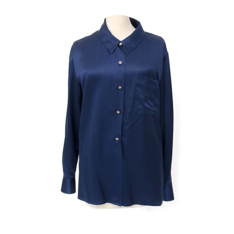 Chanel Navy Blue Silk Blouse ○ Labellov ○ Buy and Sell Authentic