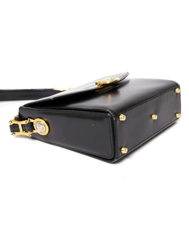 Gianni Versace Medusa Handbag ○ Labellov ○ Buy and Sell