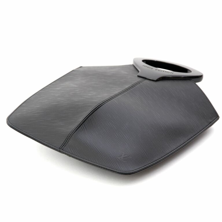 A Black Epi Leather Noctambule Tote Bag. - Bukowskis