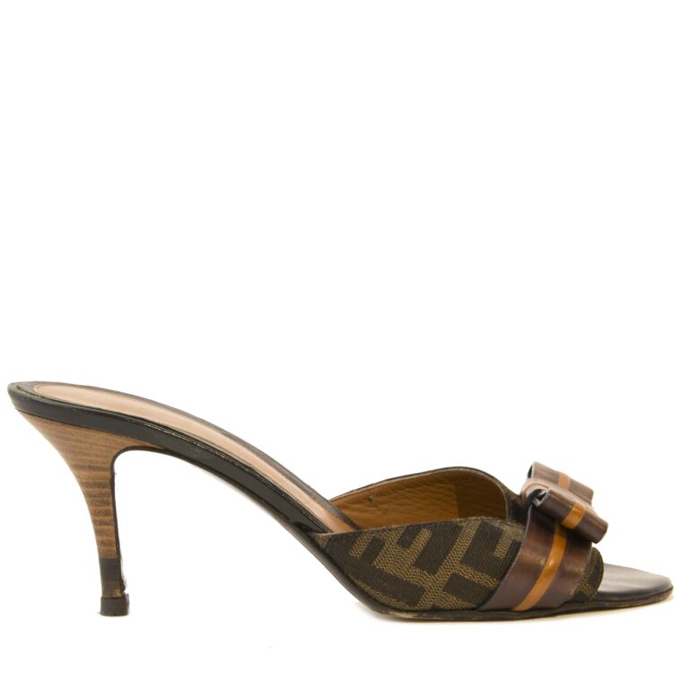 Fendi mules sale outlet