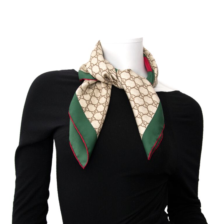 Gucci Red Green Monogram Scarf ○ Labellov ○ Buy and Sell Authentic Luxury