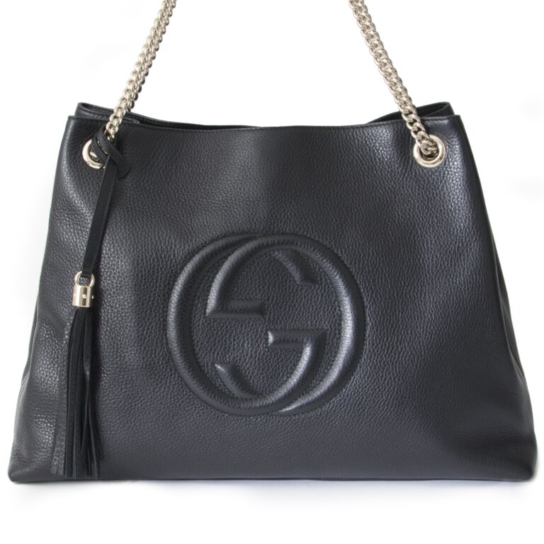 Gucci black store purse gold chain