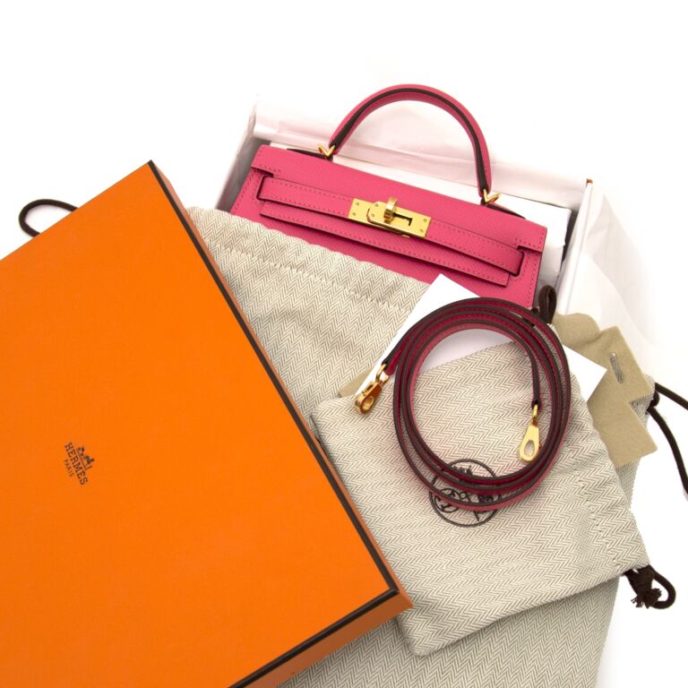 SOLD OUT** NEW HERMES Kelly Cut Clutch. Rose Azalee / PHW. 100