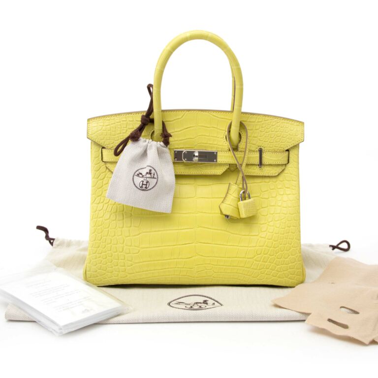 Hermès Birkin 30 Lime Matt Alligator PHW ○ Labellov ○ Buy and Sell  Authentic Luxury