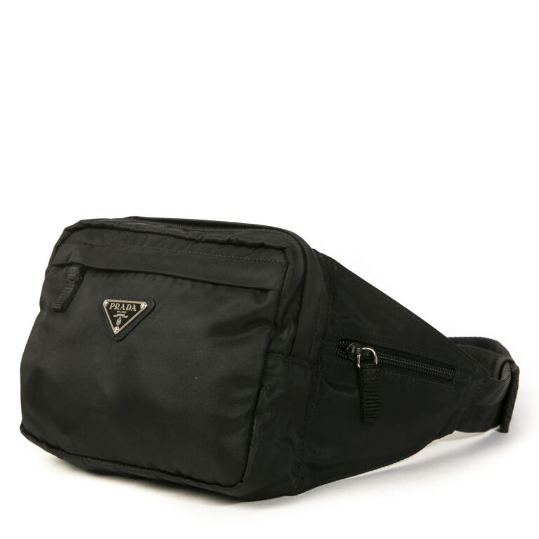 Prada Black Re-Nylon Logo Pouch Belt Bag – Baitul Couture Boutique &  Designer Consignment