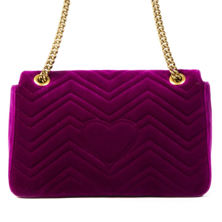 Outfit: Gucci marmont fuchsia velvet bag