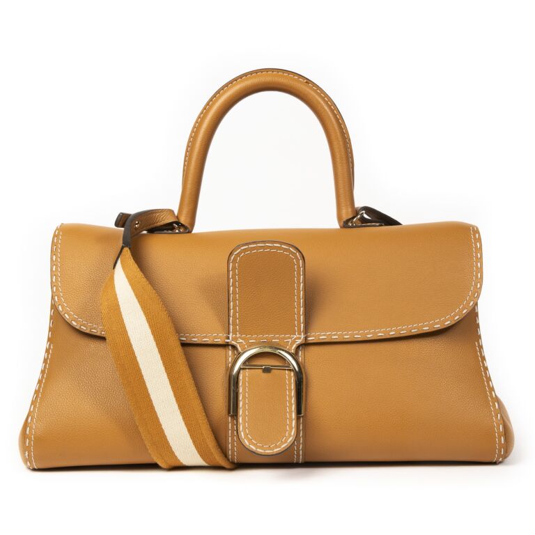 Delvaux tas sales