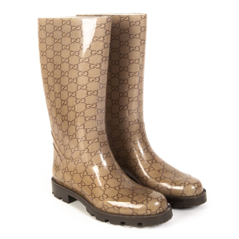 Gucci Monogram Rain Boots - Size 37 ○ Labellov ○ Buy and Sell Authentic  Luxury